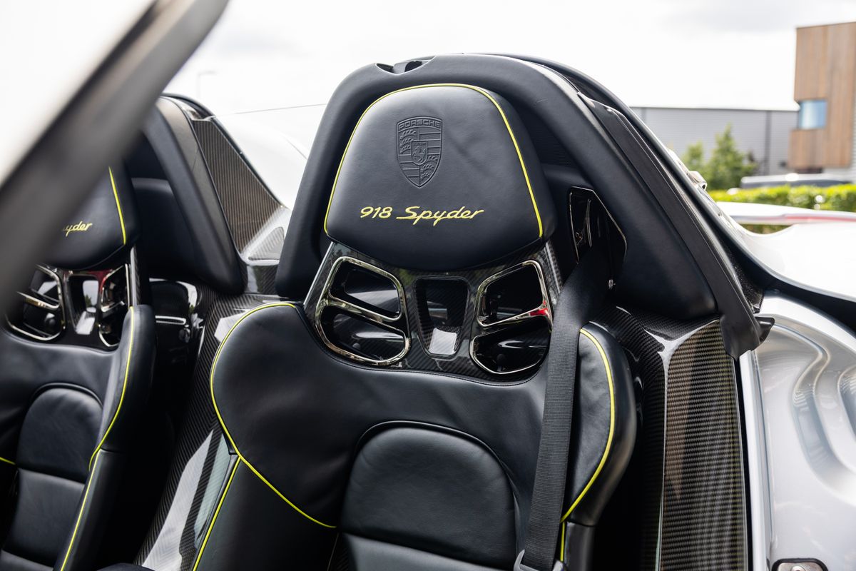 2014 Porsche 918 Spyder