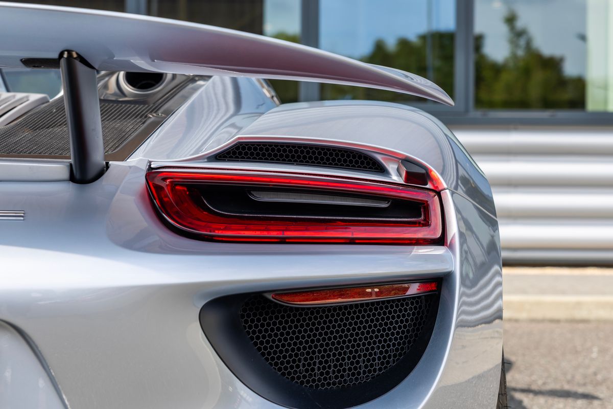 2014 Porsche 918 Spyder