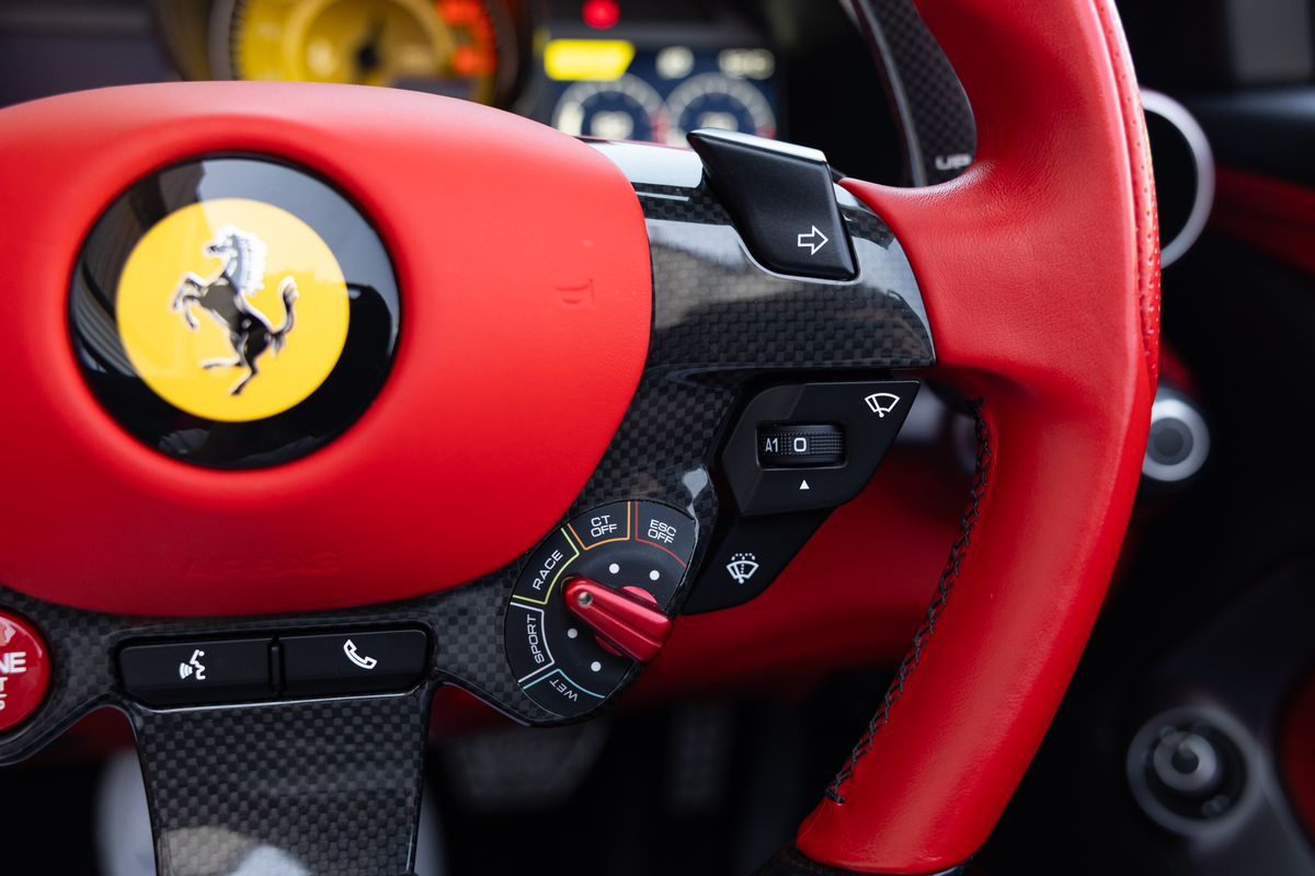 2022 Ferrari 812 GTS