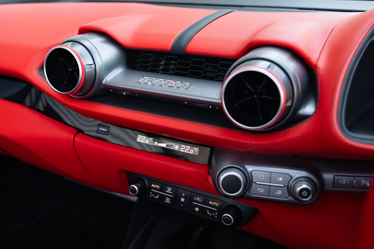 2022 Ferrari 812 GTS