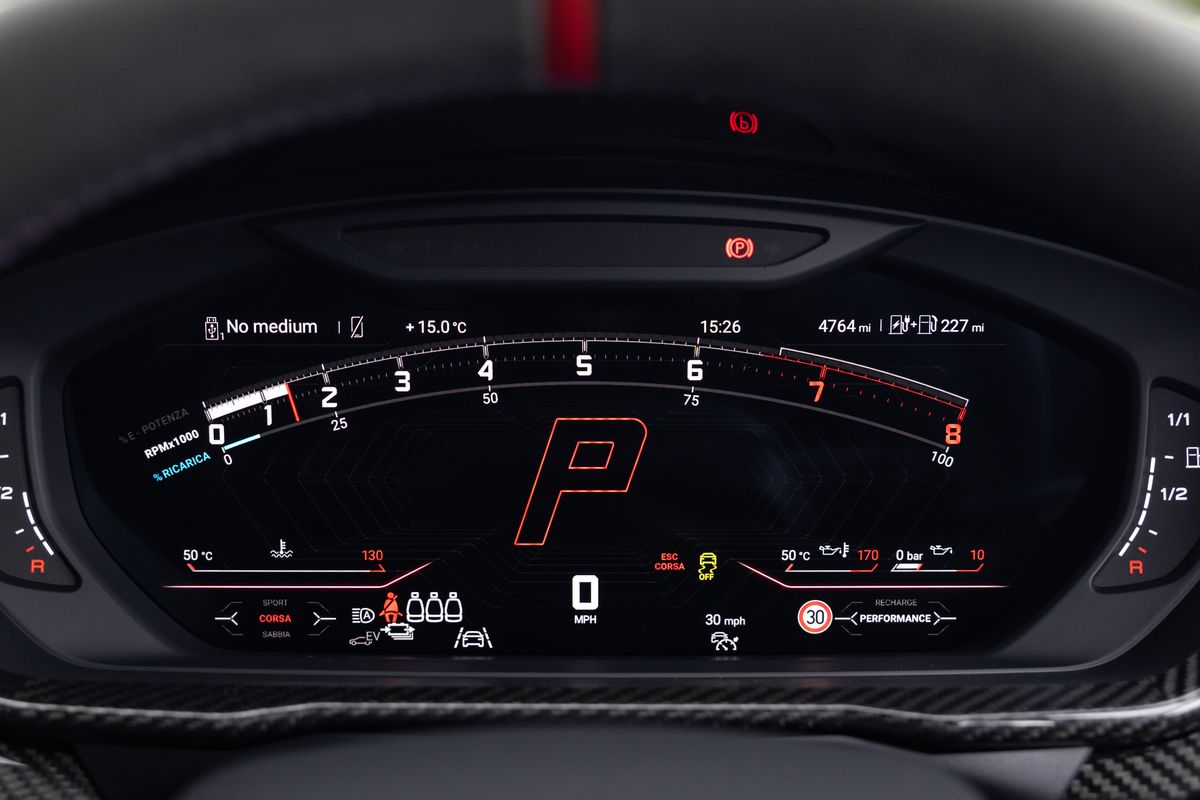 2025 Lamborghini Urus SE