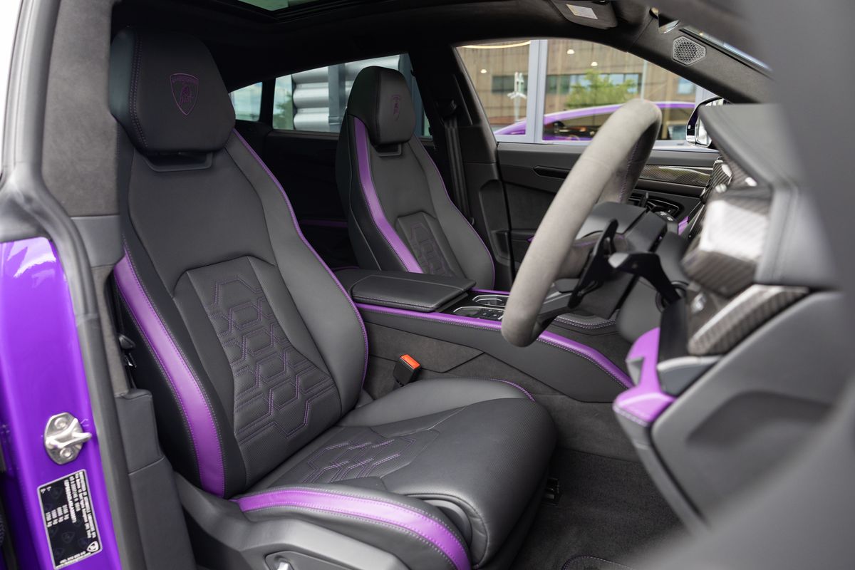 2025 Lamborghini Urus SE