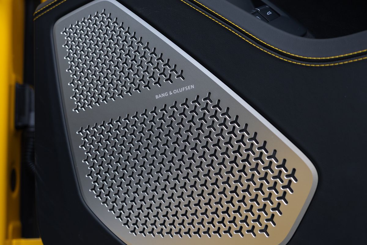 2025 Lamborghini Urus SE