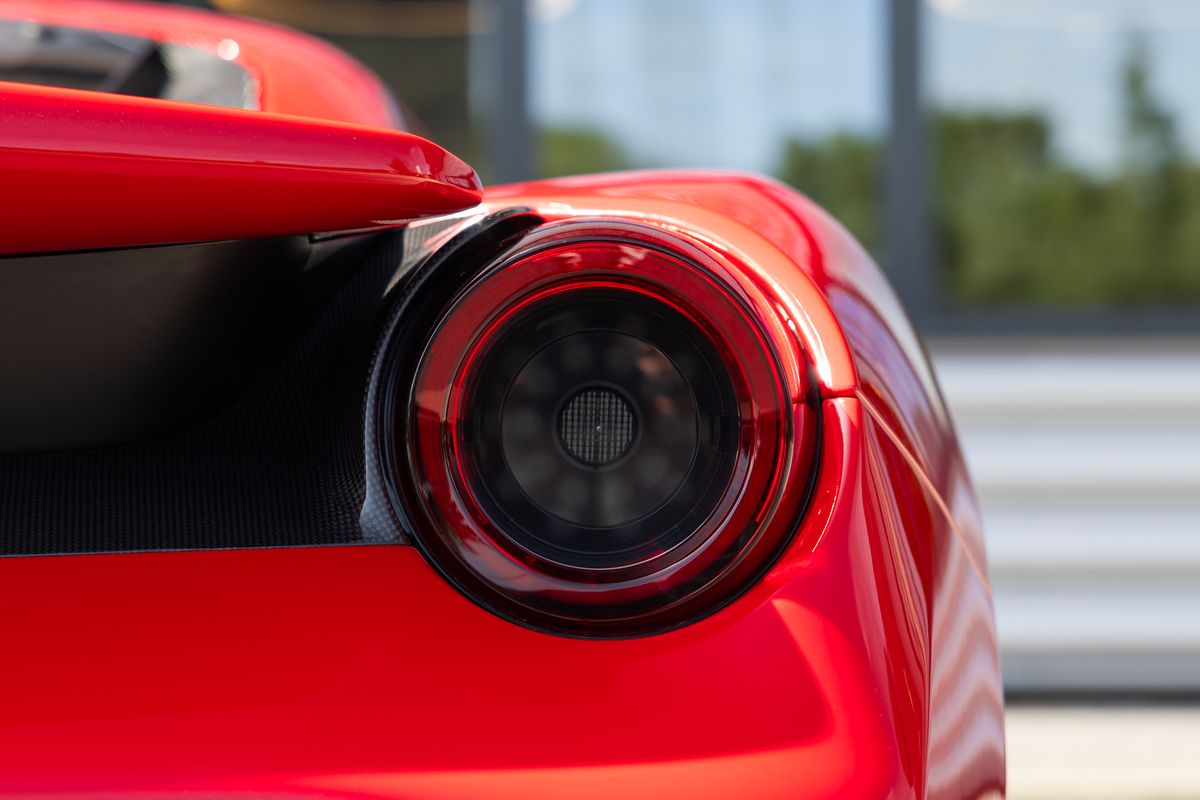 2019 Ferrari 488 Pista