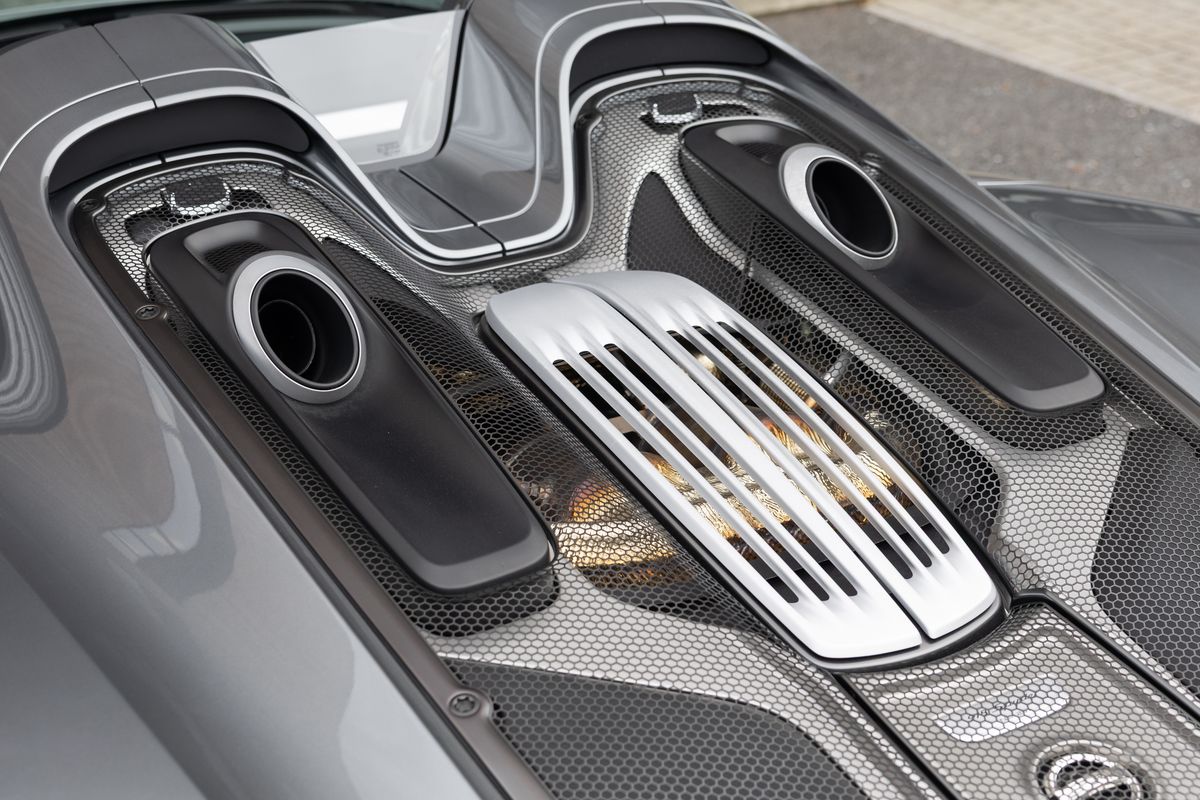 2015 Porsche 918 Spyder