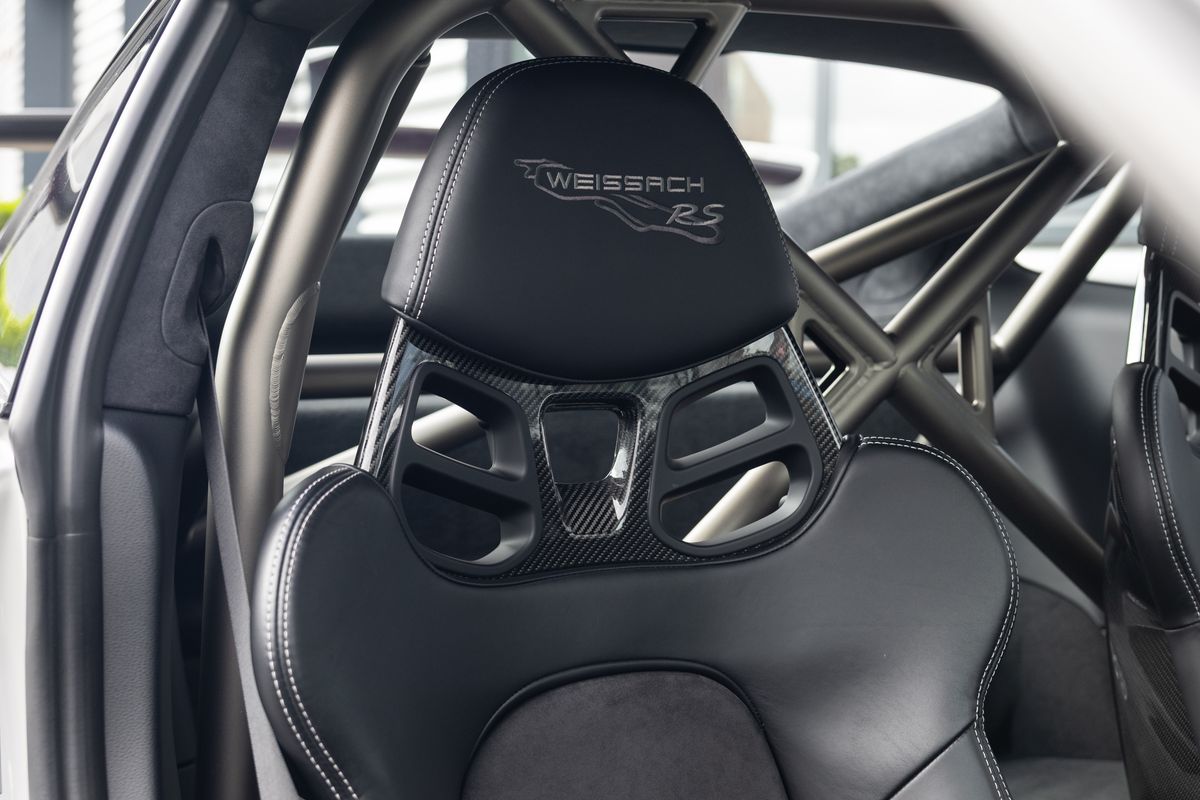 2018 Porsche 911 (991.2) GT2 RS Weissach