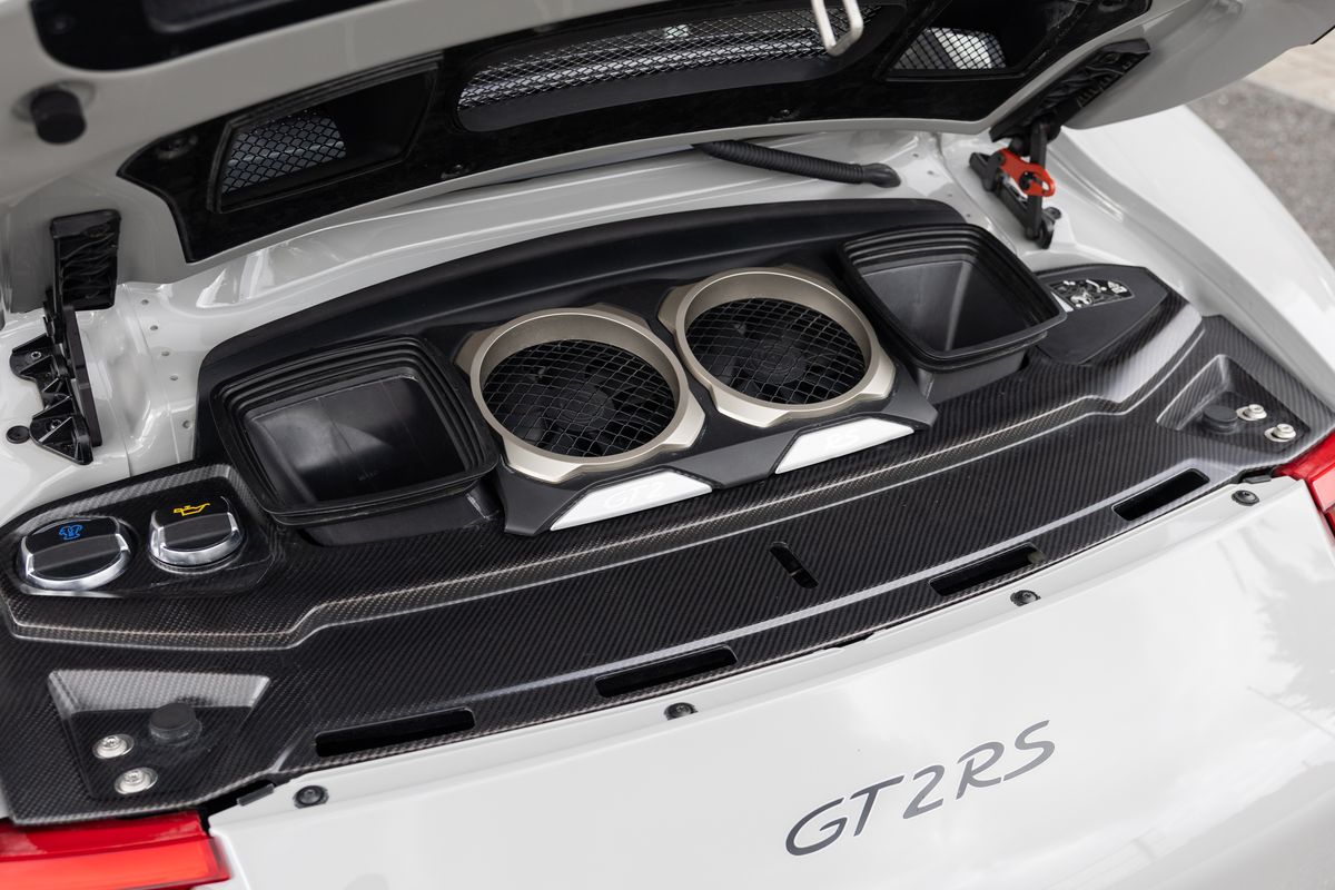 2018 Porsche 911 (991.2) GT2 RS Weissach
