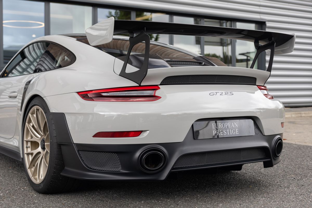 2018 Porsche 911 (991.2) GT2 RS Weissach