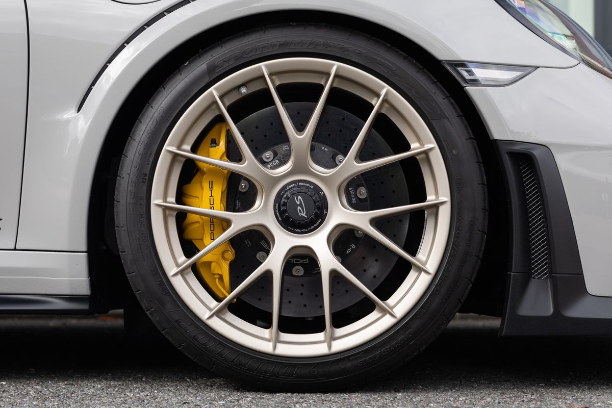 2018 Porsche 911 (991.2) GT2 RS Weissach