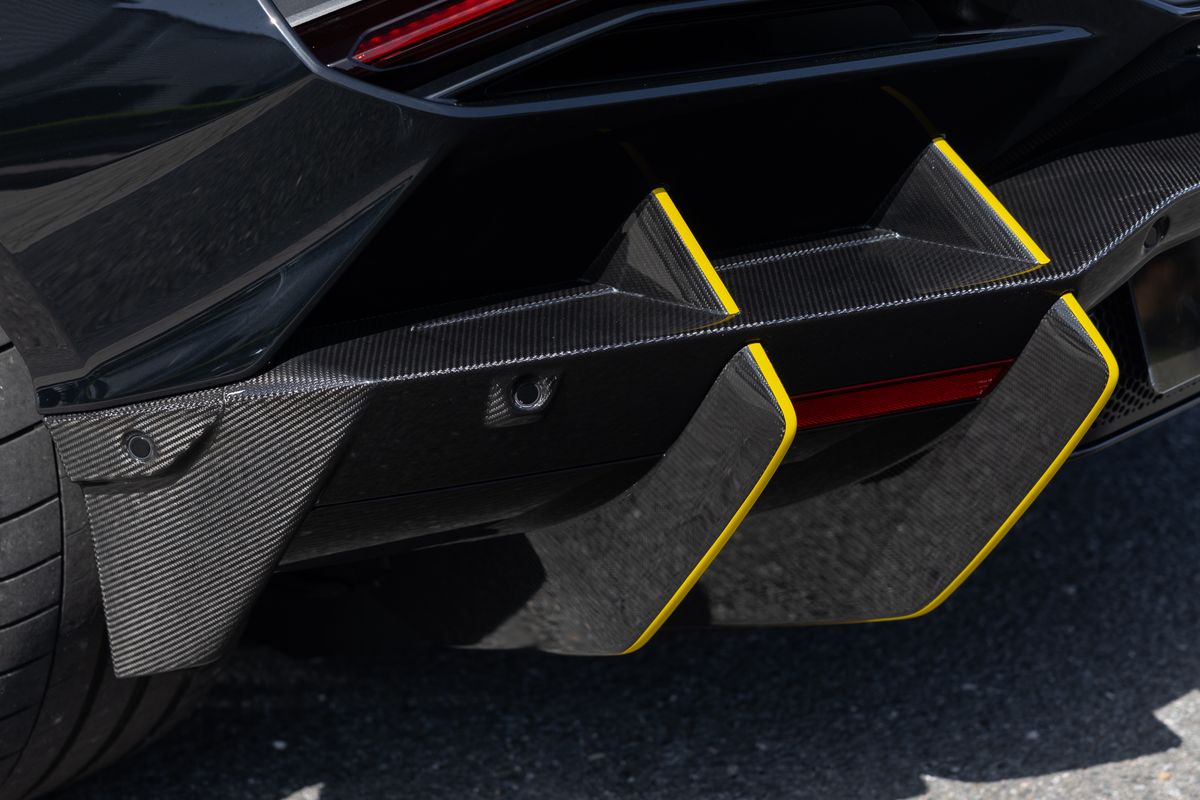 2025 Lamborghini Revuelto
