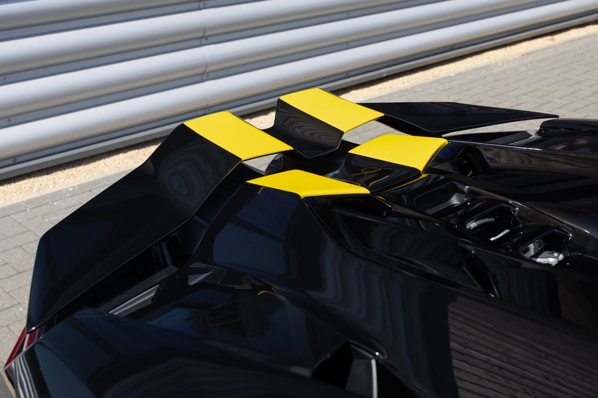2025 Lamborghini Revuelto