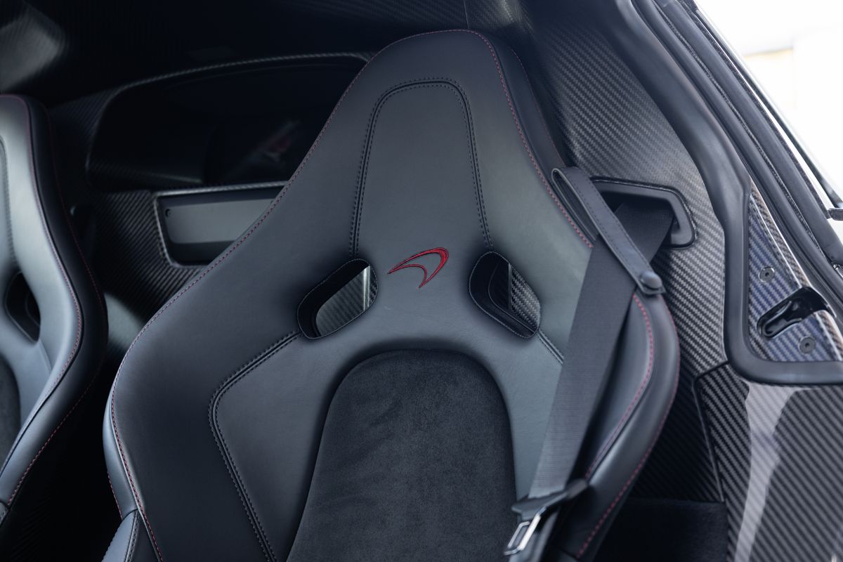 2014 McLaren P1