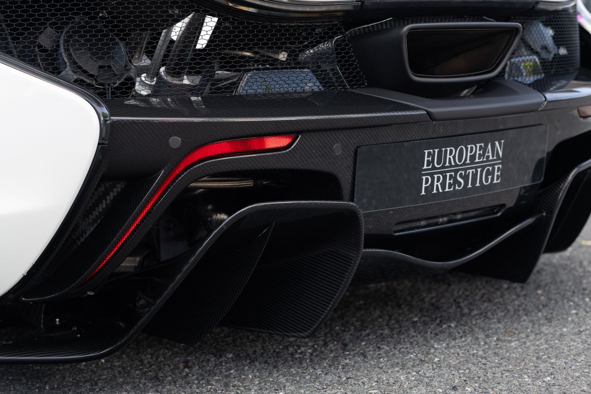 2014 McLaren P1