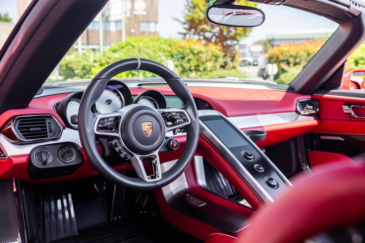 2015 Porsche 918 Spyder