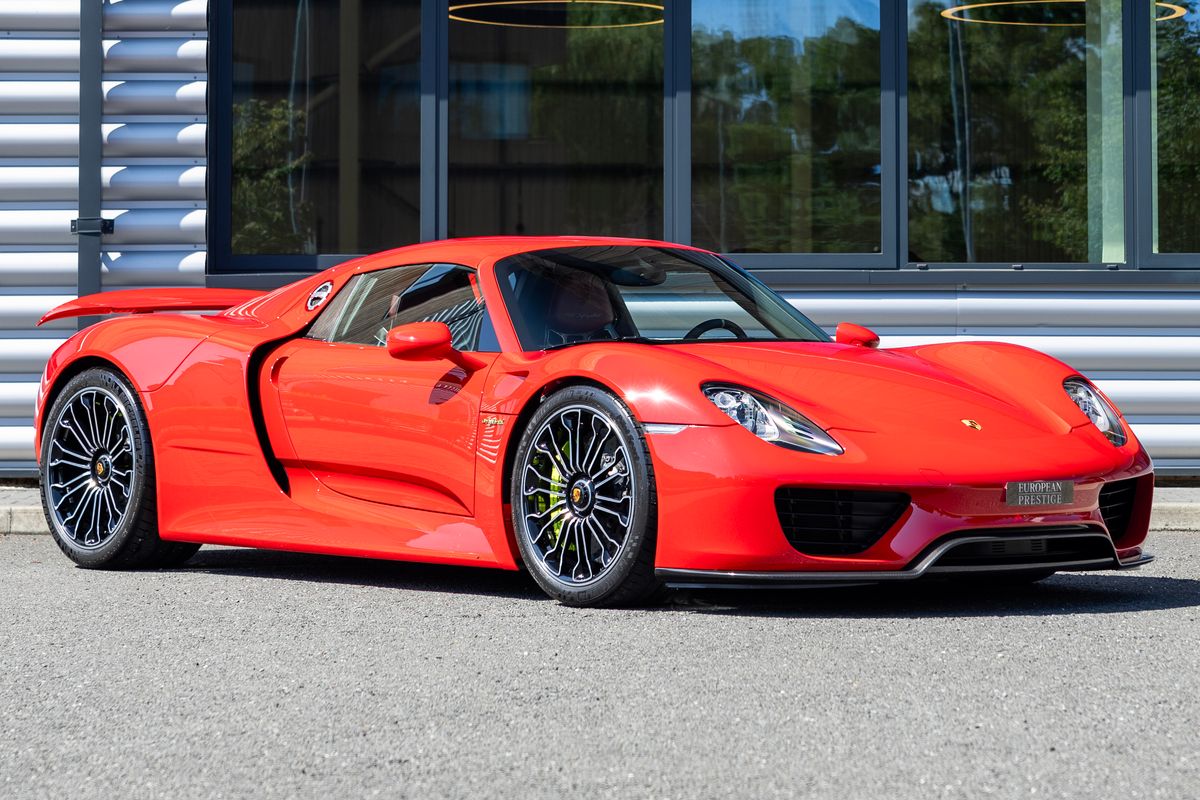 2015 Porsche 918 Spyder