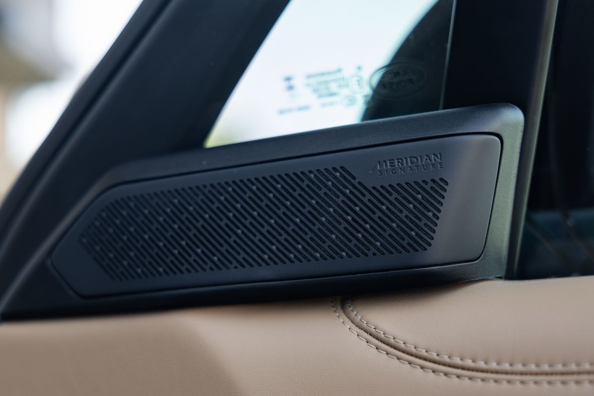 2025 Land Rover Range Rover P400 Autobiography LWB
