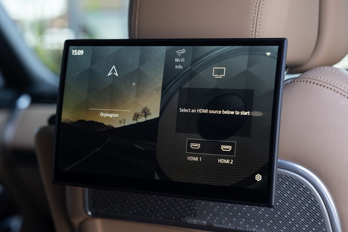 2025 Land Rover Range Rover P400 Autobiography LWB