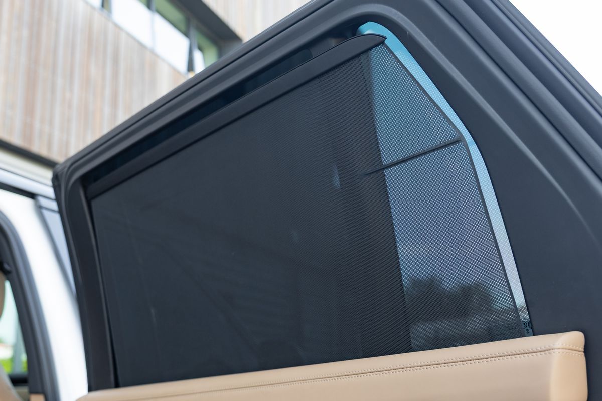 2025 Land Rover Range Rover P400 Autobiography LWB