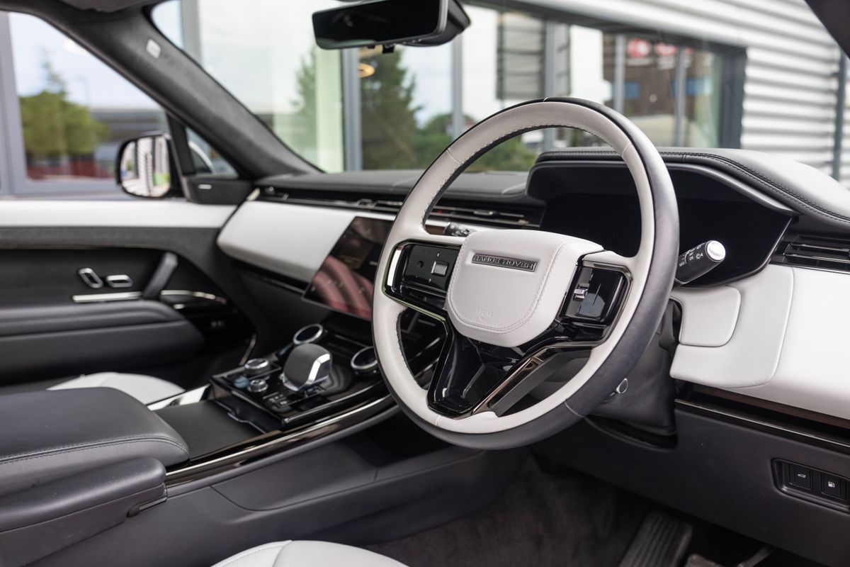 2023 Land Rover Range Rover Sport P510e Autobiography