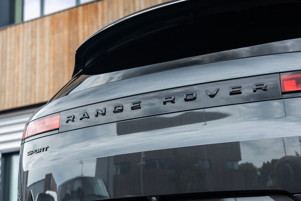 2023 Land Rover Range Rover Sport P510e Autobiography