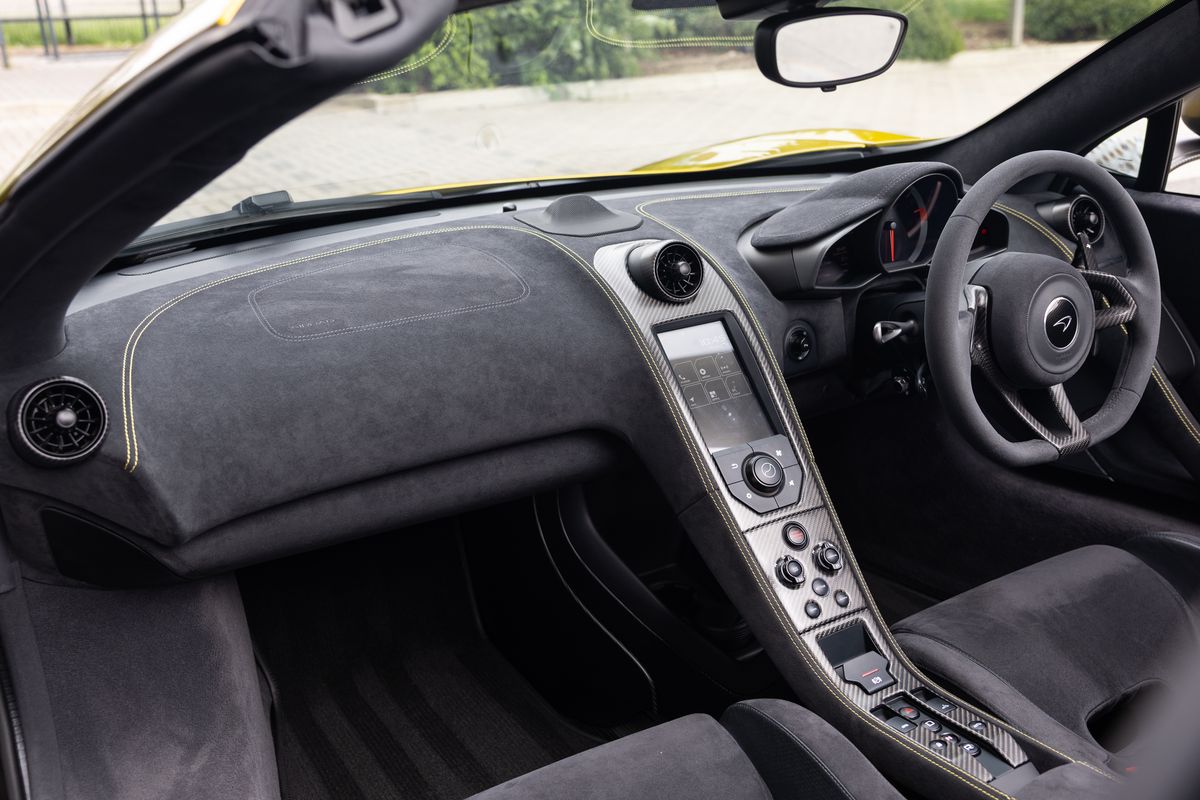 2016 McLaren 675LT Spider
