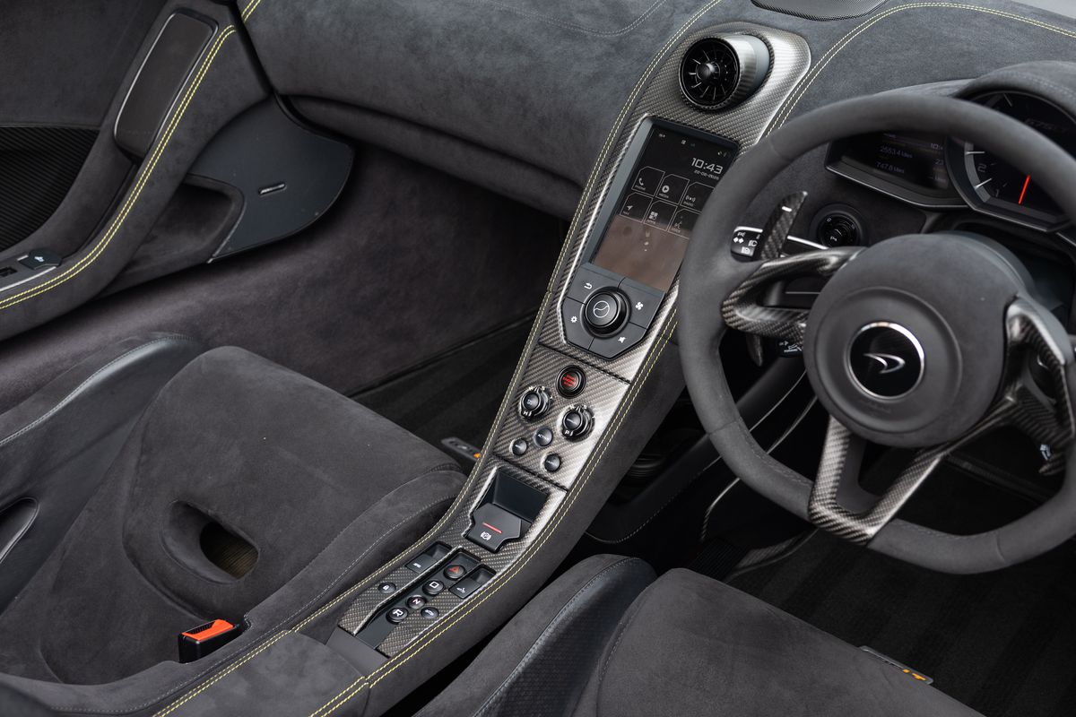 2016 McLaren 675LT Spider