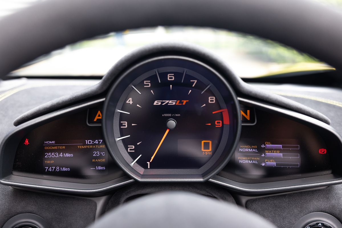 2016 McLaren 675LT Spider