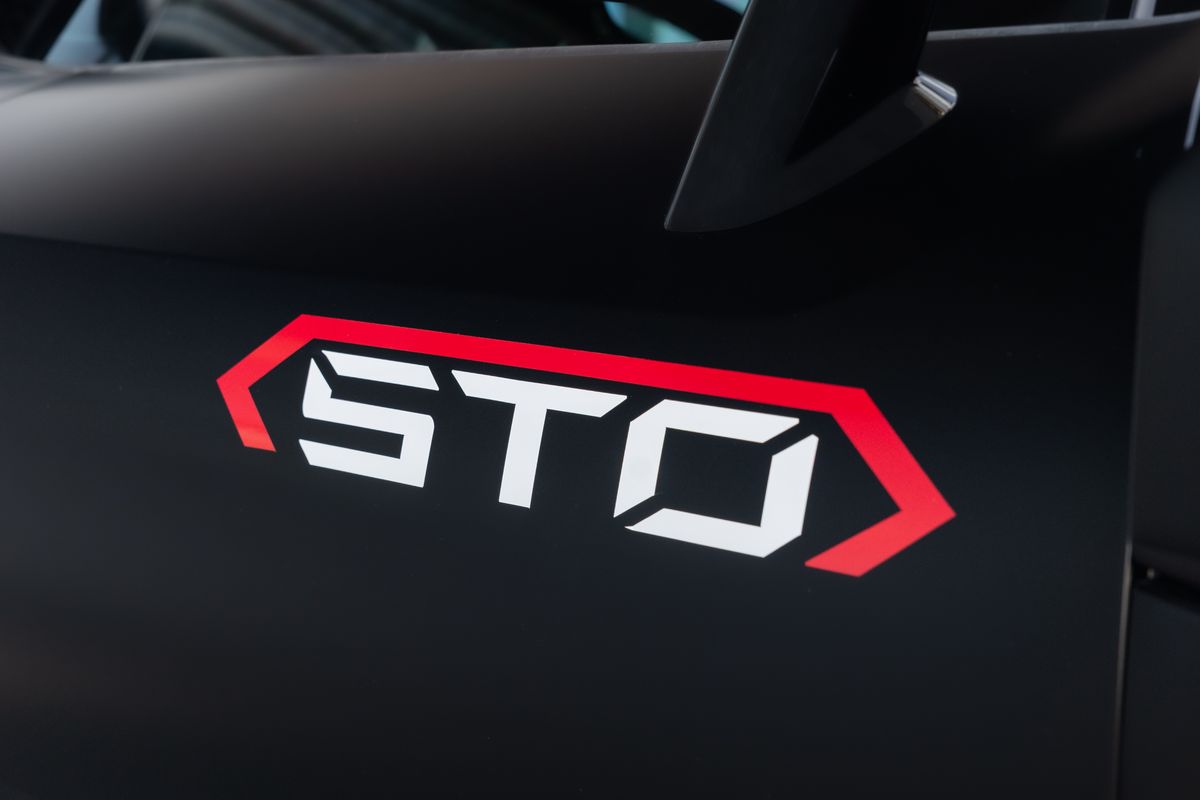 2022 Lamborghini Huracan STO