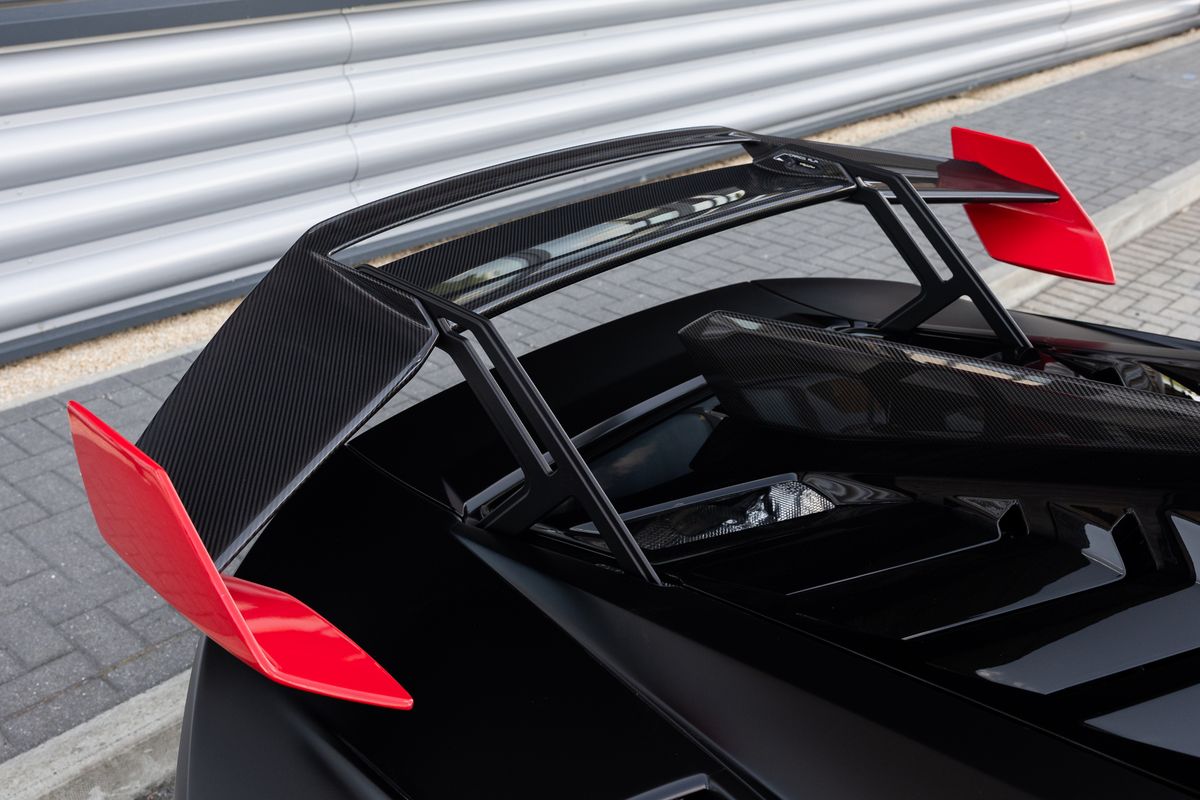 2022 Lamborghini Huracan STO