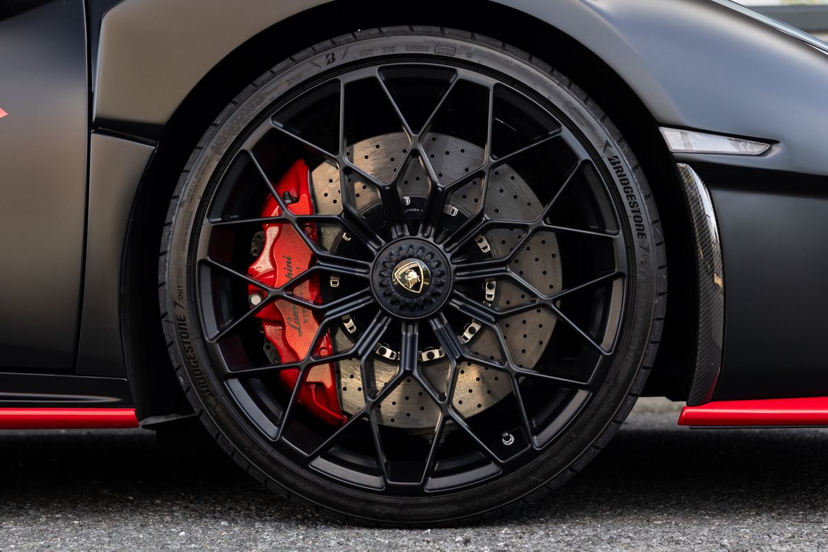 2022 Lamborghini Huracan STO