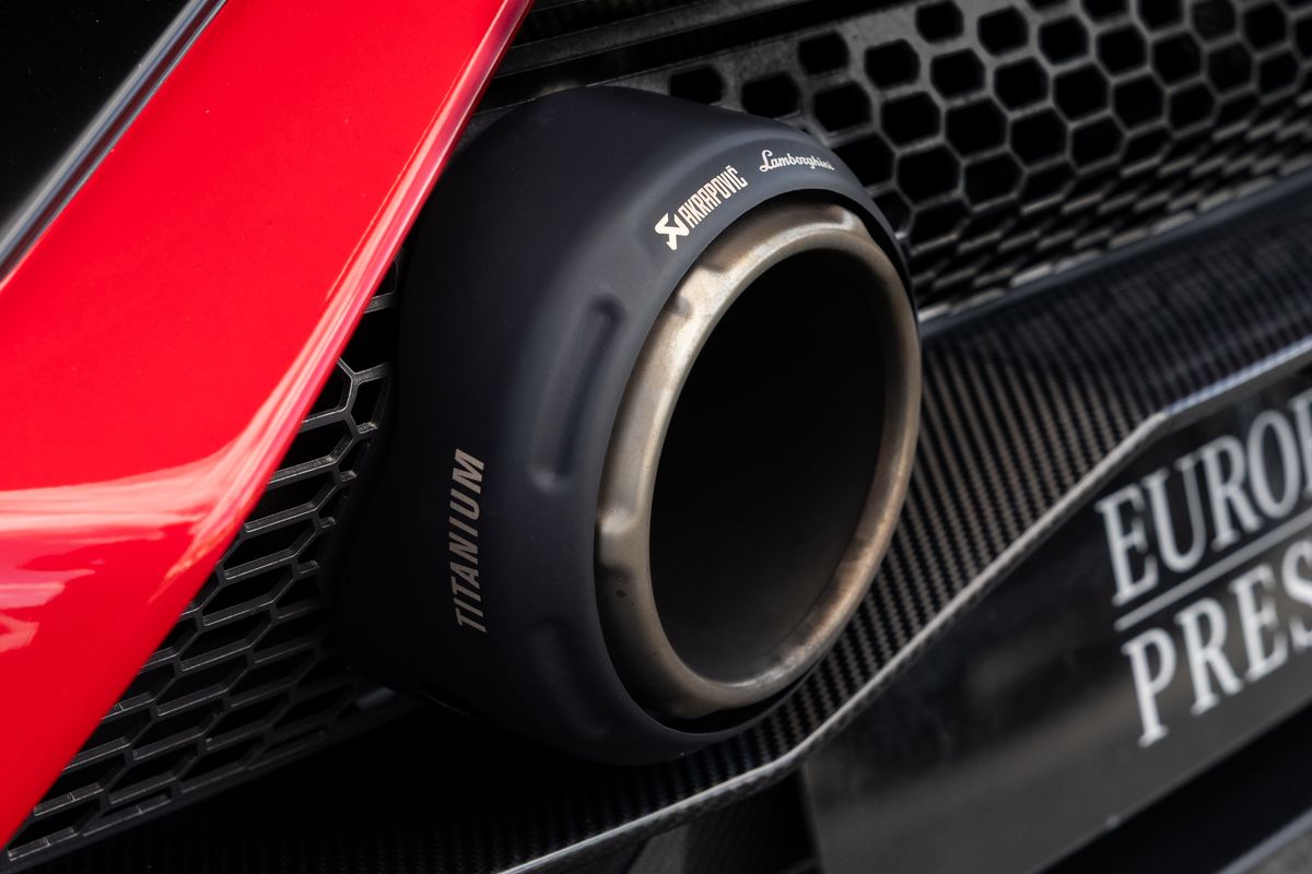 2022 Lamborghini Huracan STO