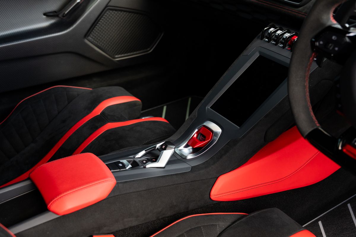2022 Lamborghini Huracan STO