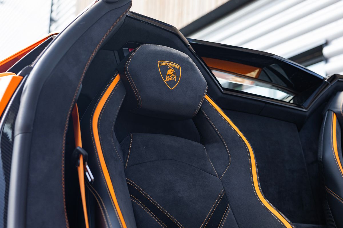 2022 Lamborghini Aventador Ultimae LP780-4 Roadster