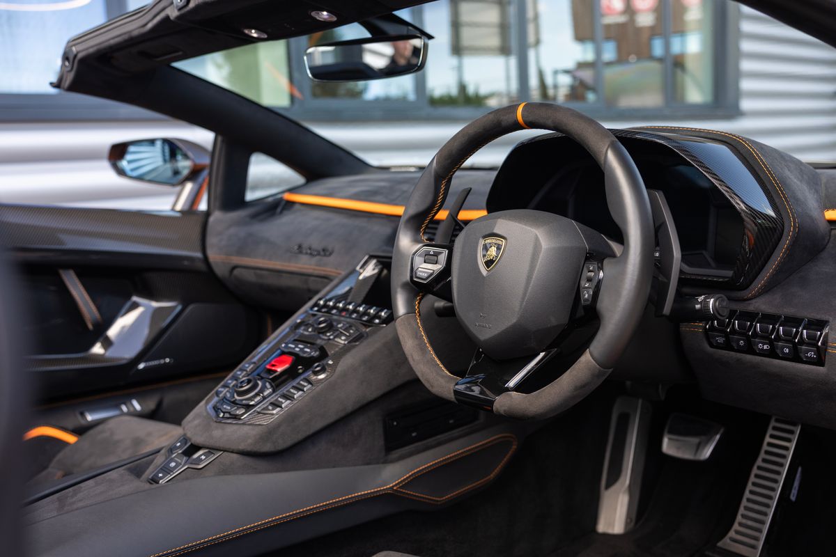 2022 Lamborghini Aventador Ultimae LP780-4 Roadster
