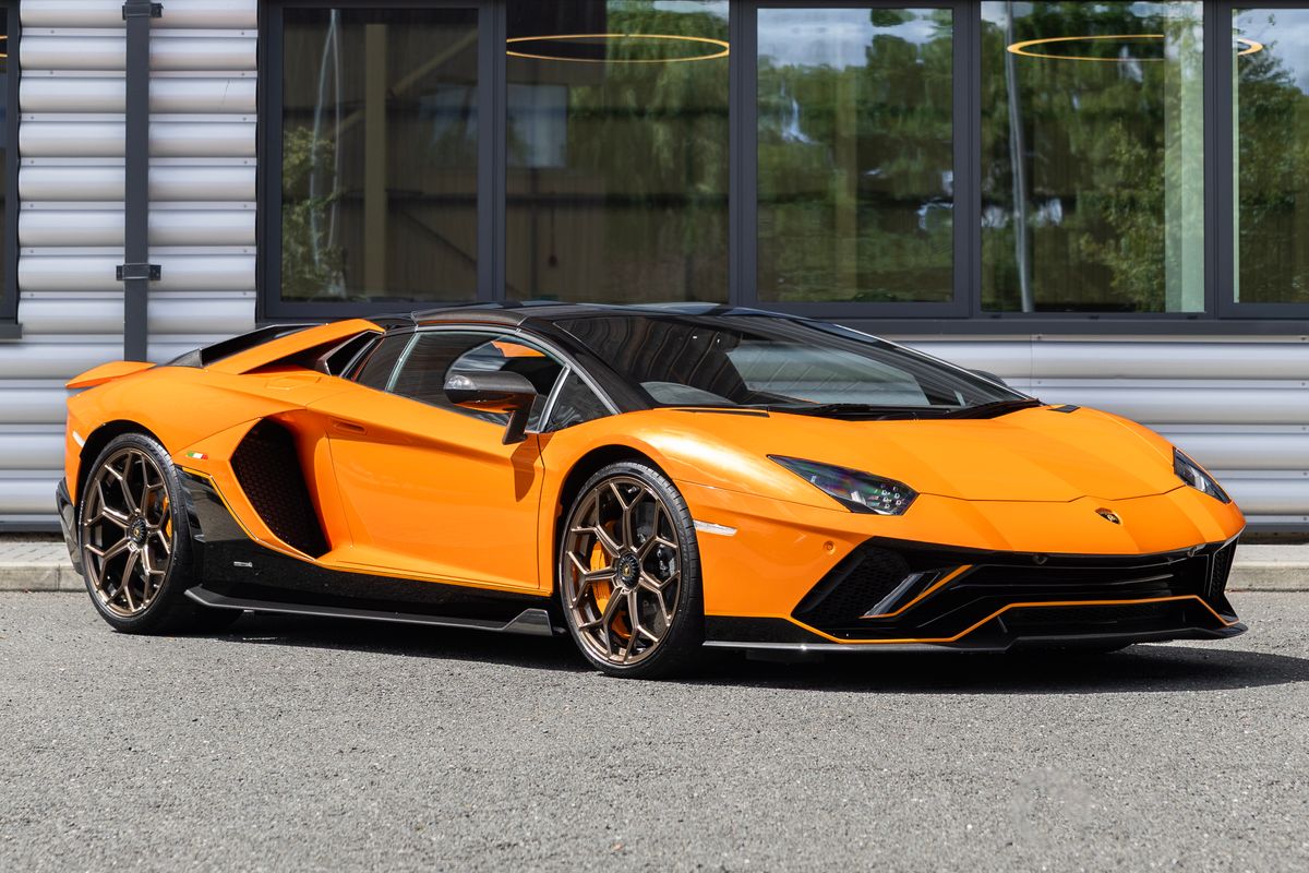 2022 Lamborghini Aventador Ultimae LP780-4 Roadster