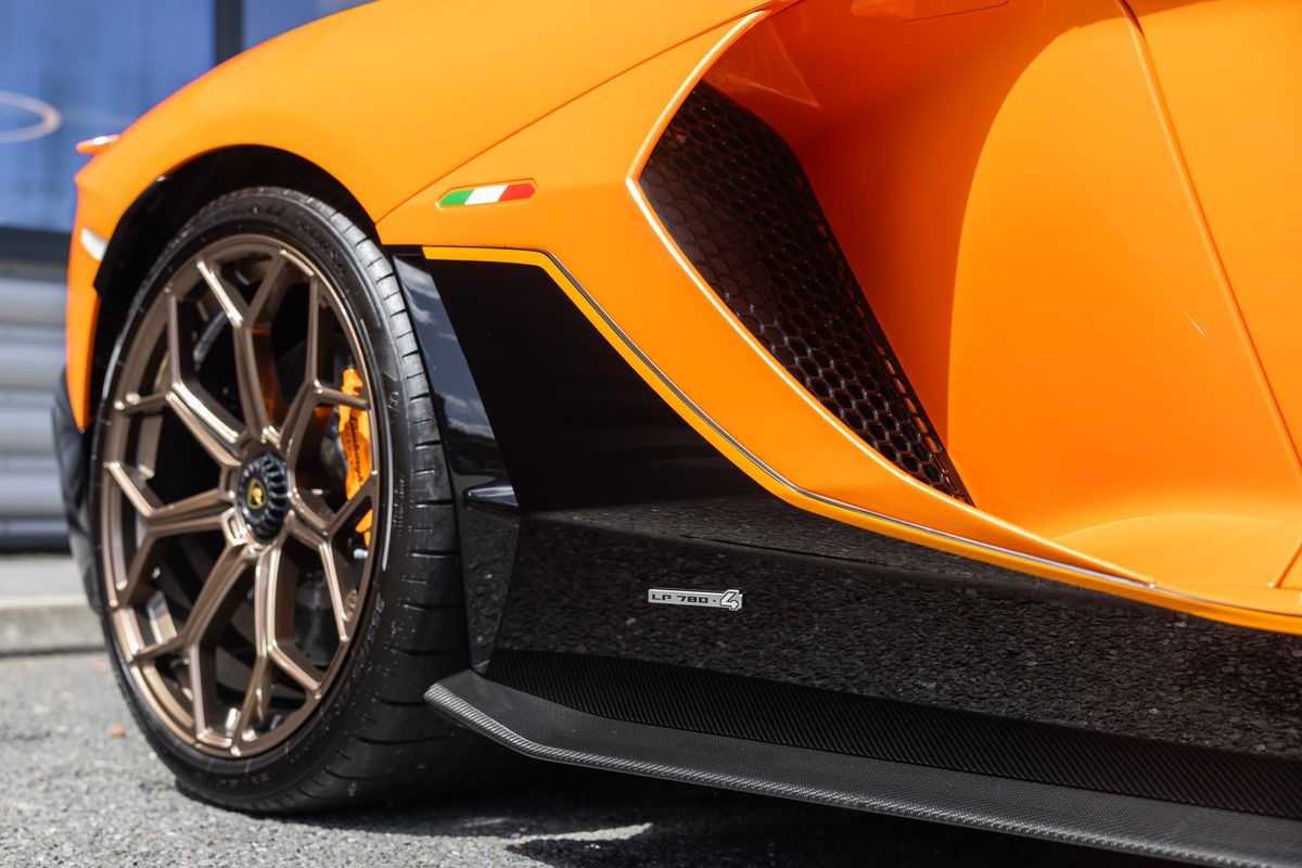 2022 Lamborghini Aventador Ultimae LP780-4 Roadster