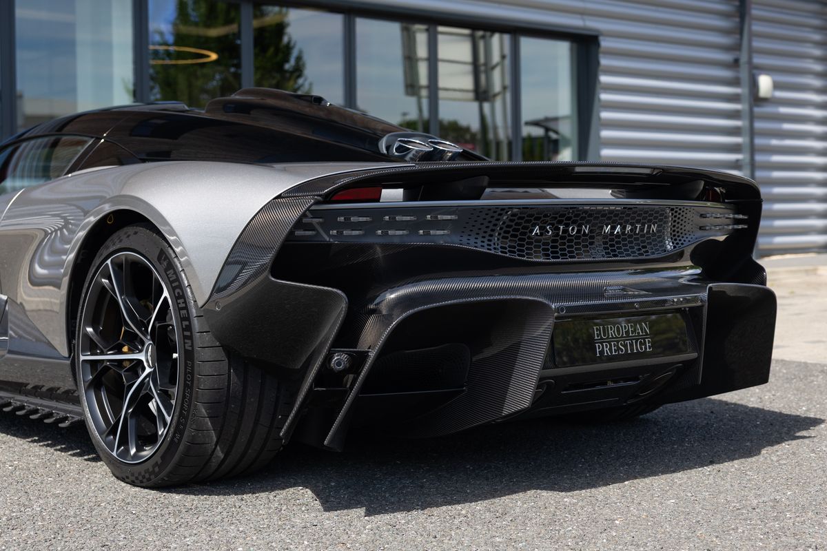 2026 Aston Martin Valhalla