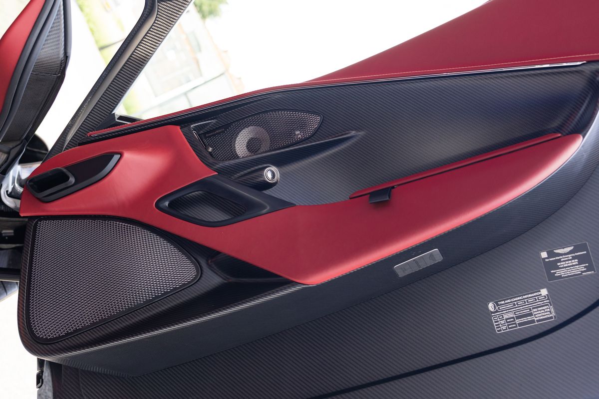 2026 Aston Martin Valhalla