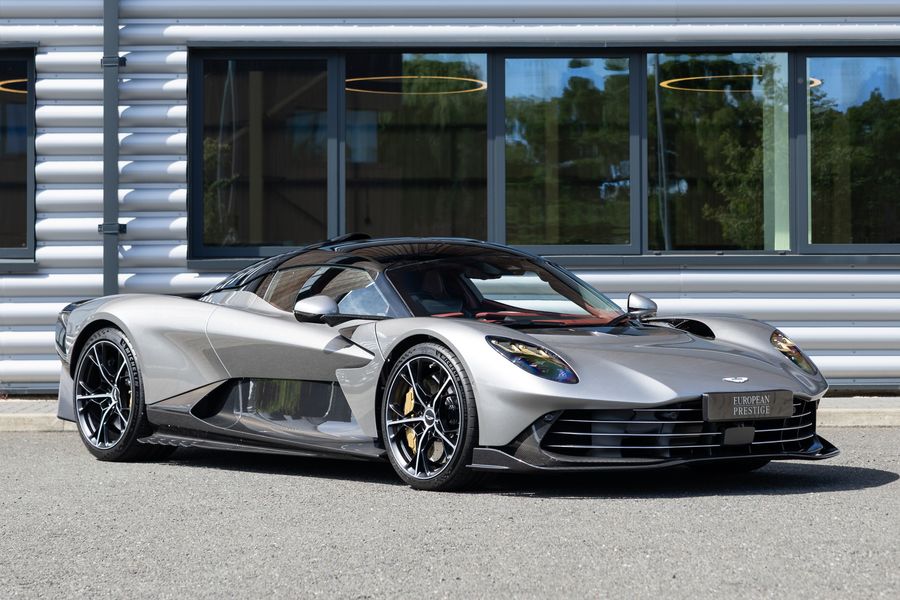 Aston Martin Valhalla