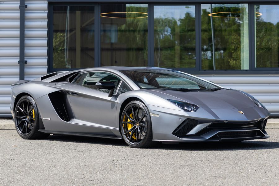 Lamborghini Aventador S