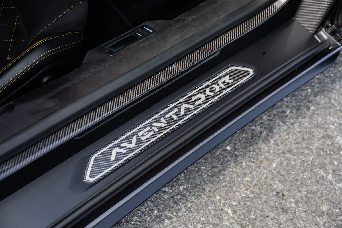 2018 Lamborghini Aventador S