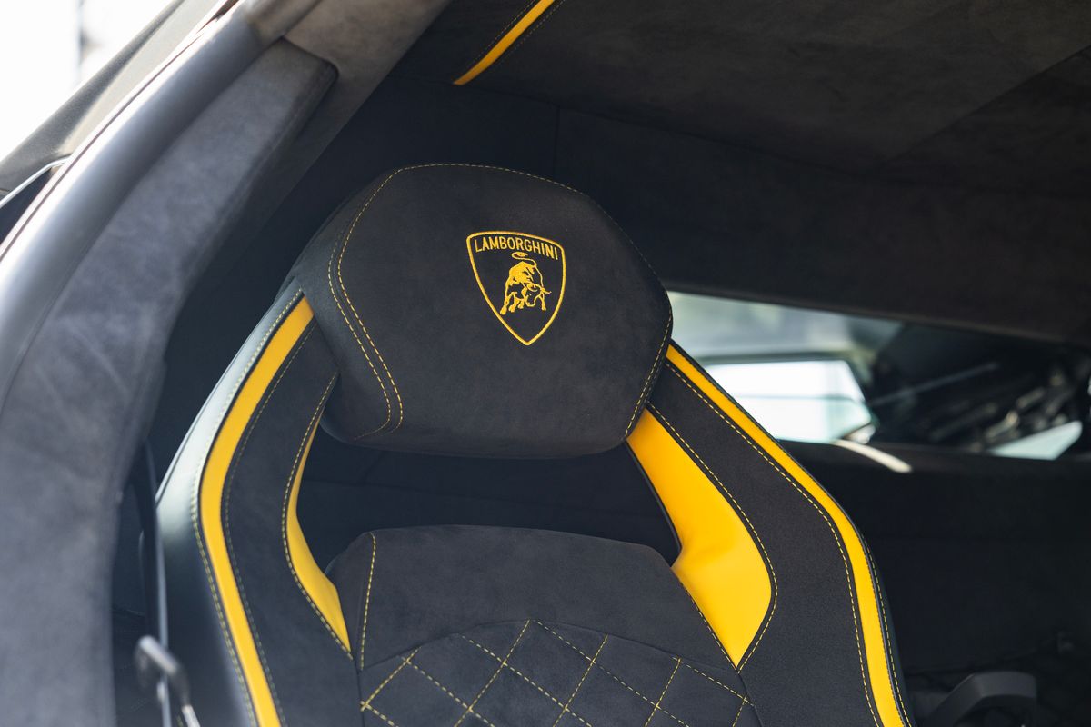 2018 Lamborghini Aventador S