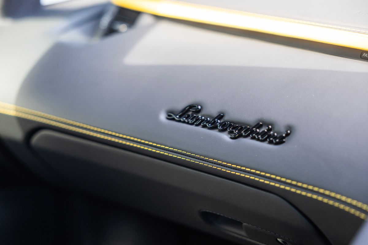 2018 Lamborghini Aventador S