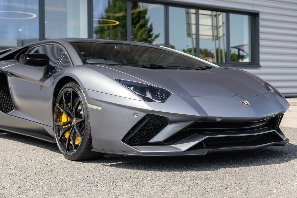 2018 Lamborghini Aventador S