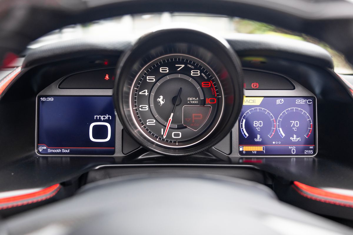 2021 Ferrari 812 GTS