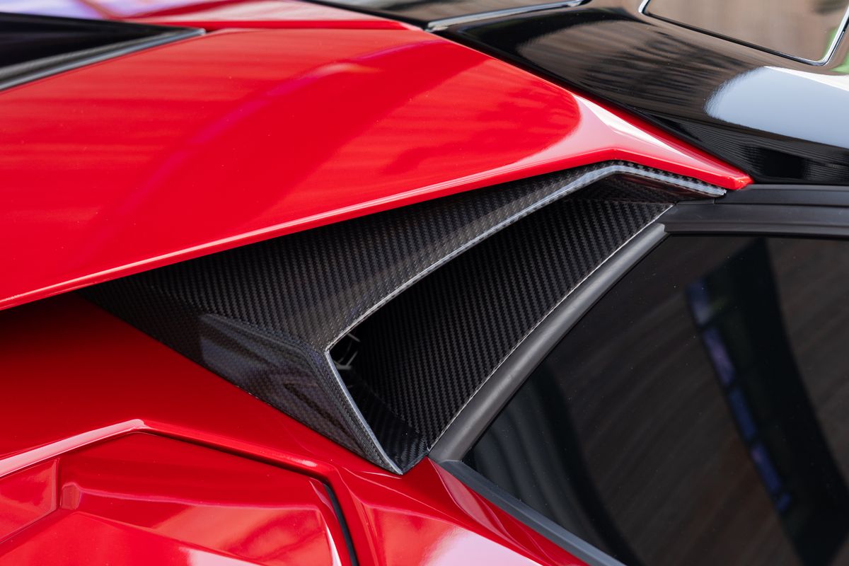 2021 Lamborghini Aventador SVJ Roadster