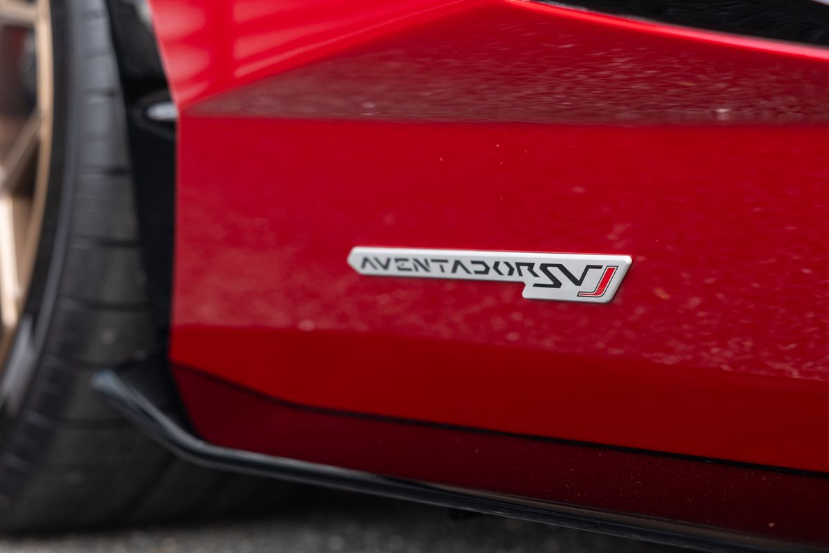 2021 Lamborghini Aventador SVJ Roadster