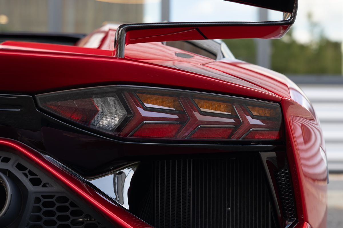 2021 Lamborghini Aventador SVJ Roadster