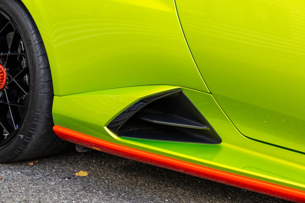 2023 Lamborghini Huracán STO