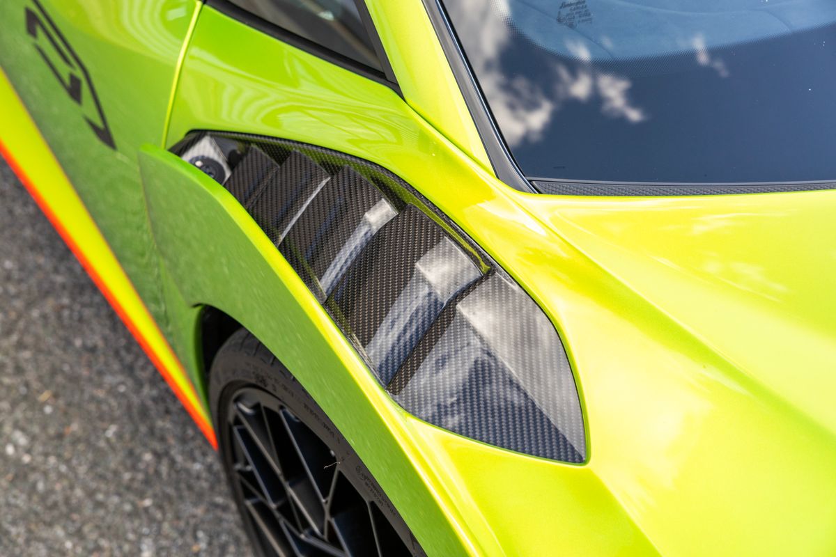 2023 Lamborghini Huracán STO